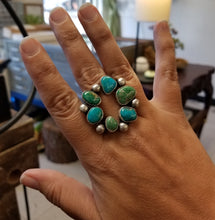 Load image into Gallery viewer, Kingman Turquoise Open Cluster Ring
